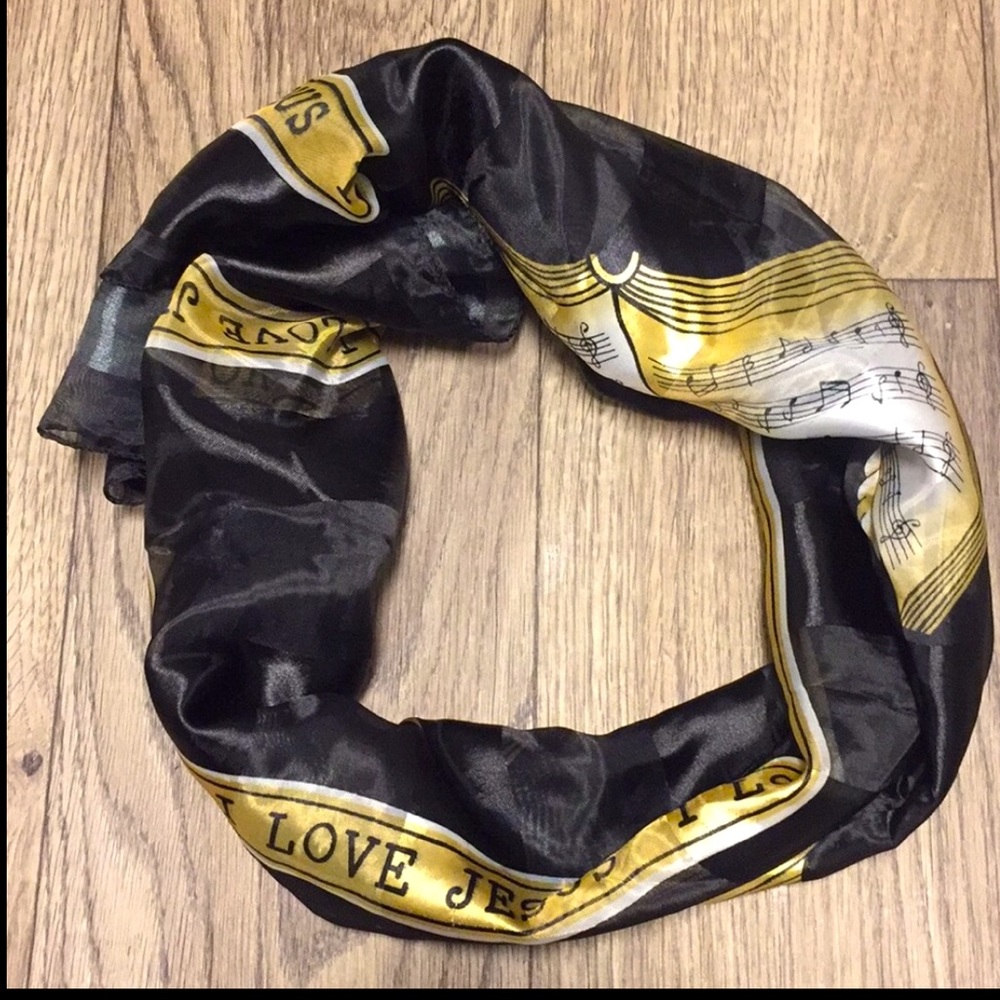 🖤BEAUTIFUL DOVE SCARF